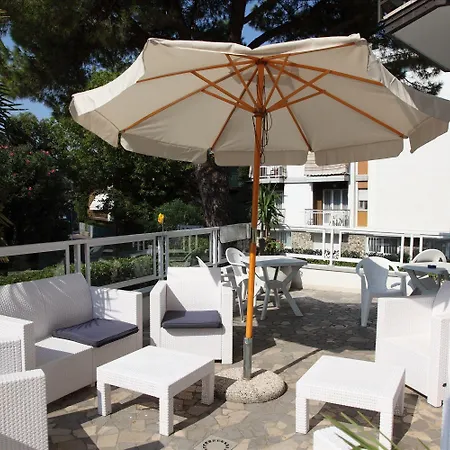 Hotel D'este 3*