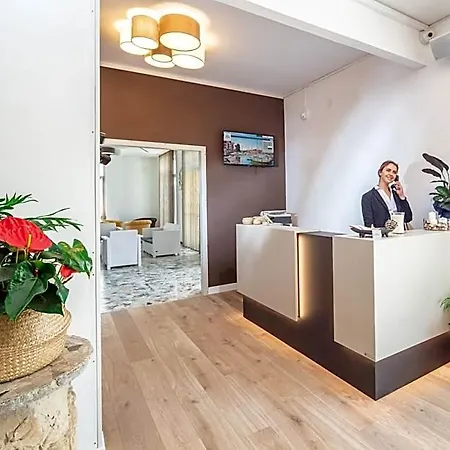 Ξενοδοχείο D'este 3*